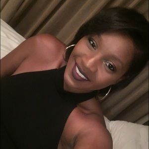 Meet your Posher, Kayla