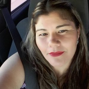 Meet your Posher, Esperanza