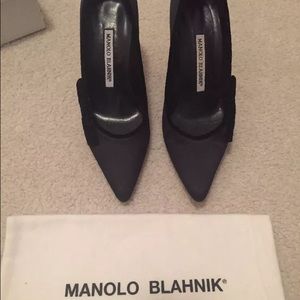 Manolo Blahnik velvet bow & trim satin point pumps