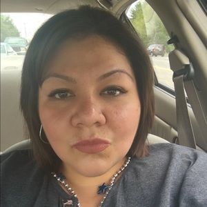 Meet your Posher, Madelyn