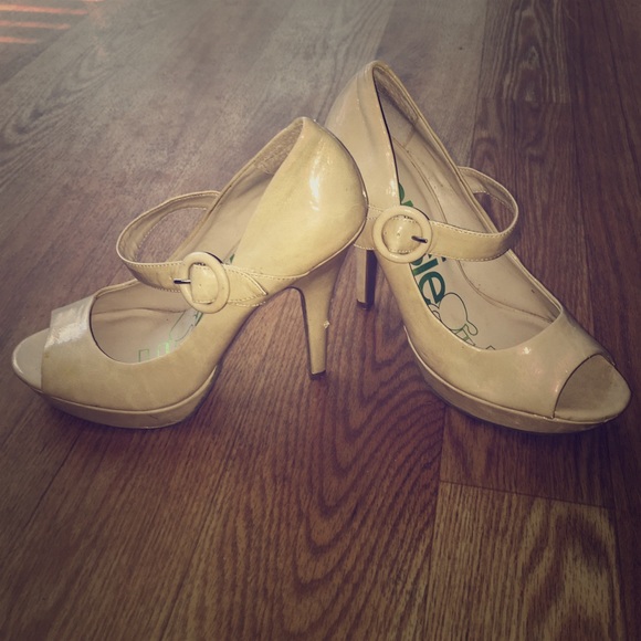 Patent leather maryjanes