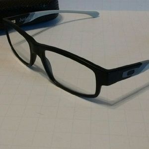 Oakley JUNK YARD eyeglasses.