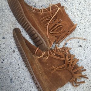 Minnetonka Fringe Boots