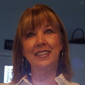 Meet your Posher, Carol