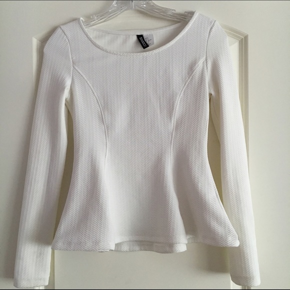 White peplum fitted top