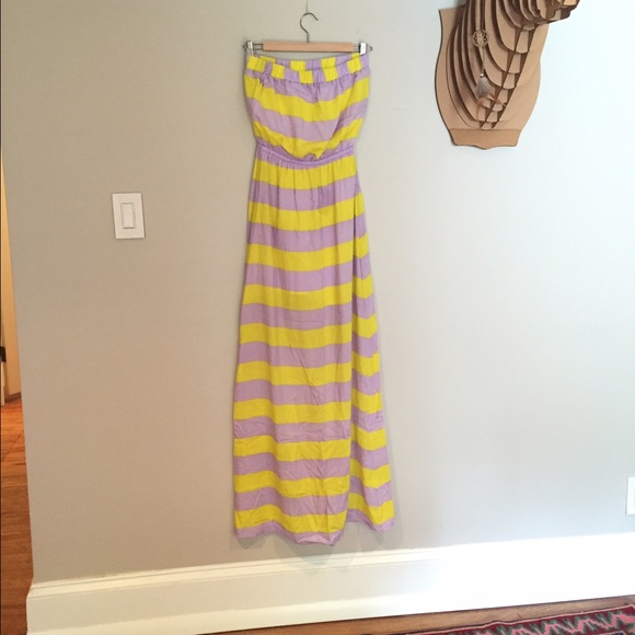 Splendid Magnolia Yellow Striped Strapless Maxi - Picture 2 of 4