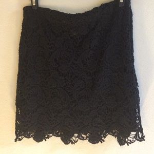 Lace mini skirt!