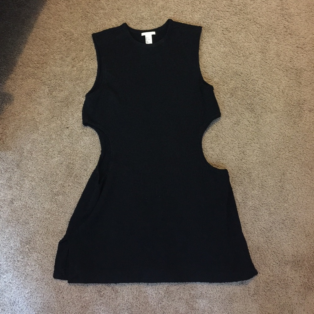 H&M - Picture 3 of 8