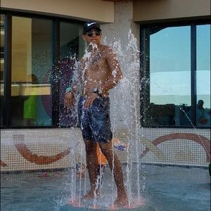 Meet your Posher, Marco