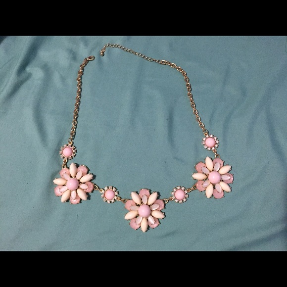 Pink pastel flower necklace