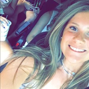 Meet your Posher, Cass