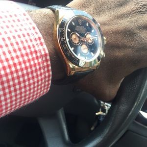 Meet your Posher, Derron