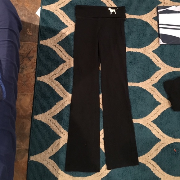 Victoria's Secret Pink yoga pants