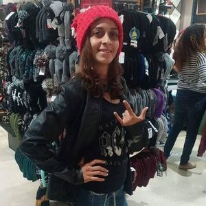 Meet your Posher, Glory