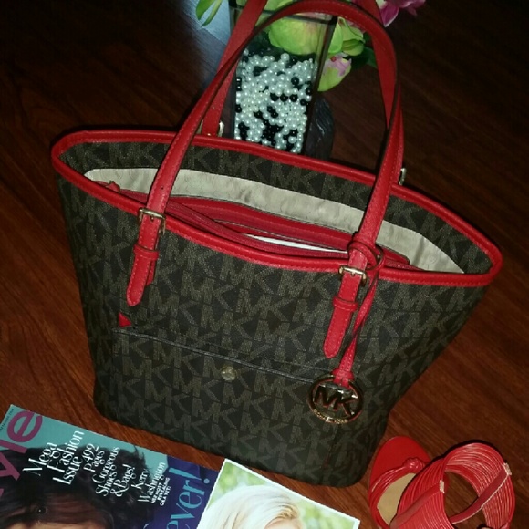 👜👗💄👠Michael Kors Tote Handbag.👒👛