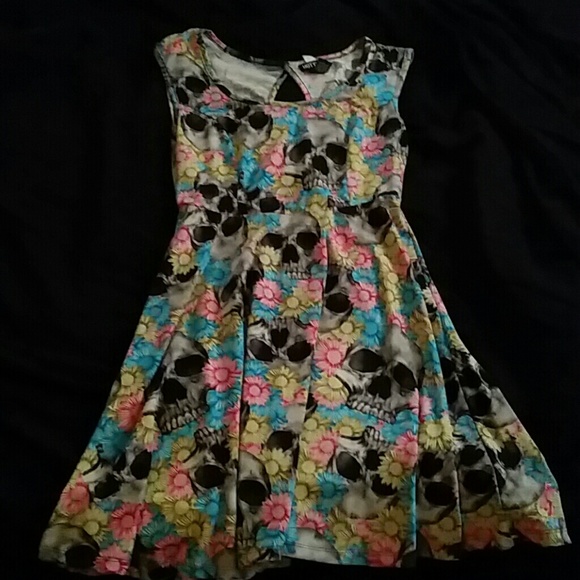 Skull Floral Print Back Keyhole Dress