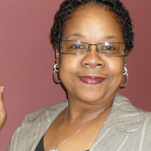 Meet your Posher, Delores