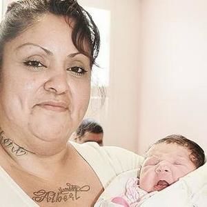 Meet your Posher, Lola