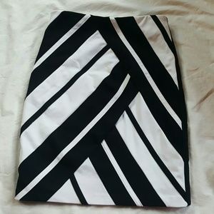 White House Black Market Pencil Skirt