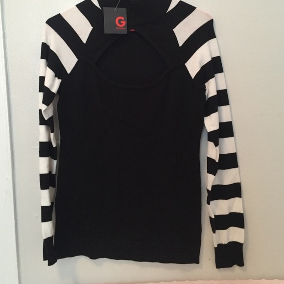 Ladies Guess medium keyhole neck sweater