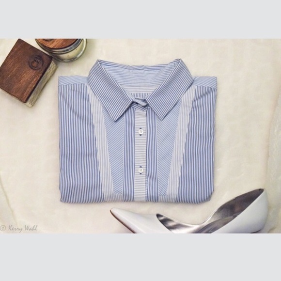 Zara Tops - ❗️FINAL PRICE❗️ Zara Striped Button Down