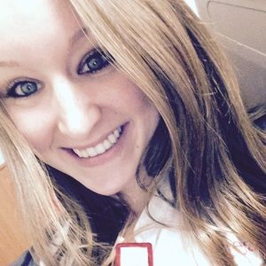 Meet your Posher, Jillian
