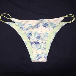 Victoria's Secret, The Itsy Bottoms, Size M