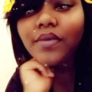 Meet your Posher, Alexis