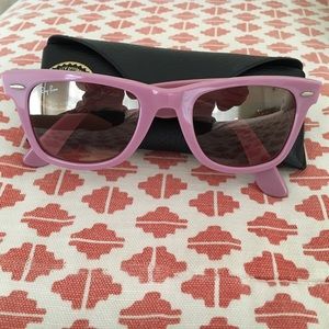 LAVENDER RAY BAN WAYFARER