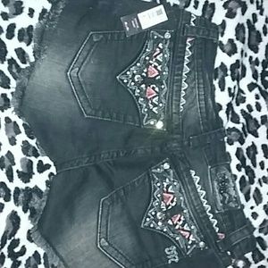 Miss me shorts size 31