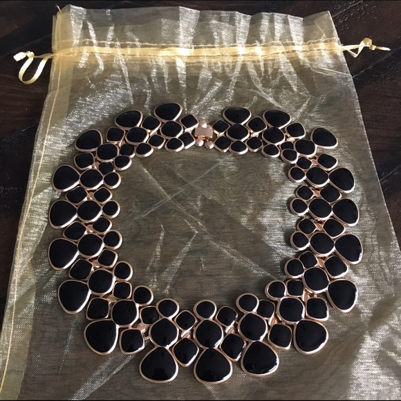 Gorgeous statement necklace