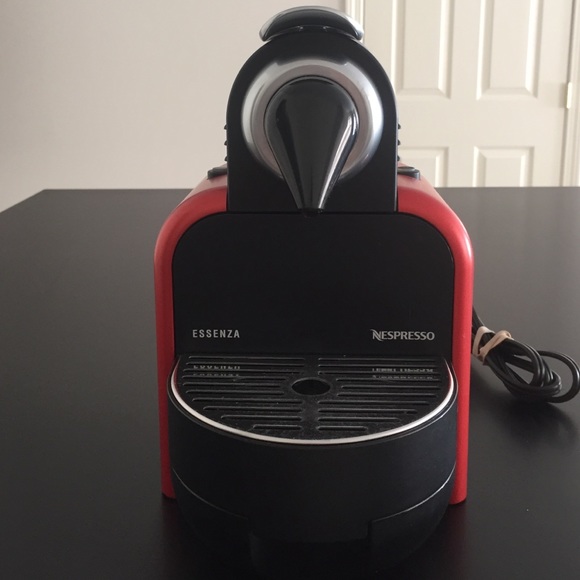 Nespresso machine - Picture 2 of 3