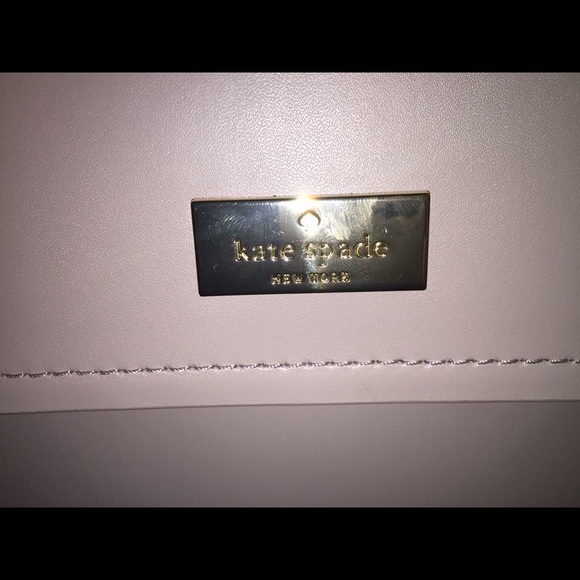 Kate Spade Purse BNWT perfect condition - Picture 3 of 4