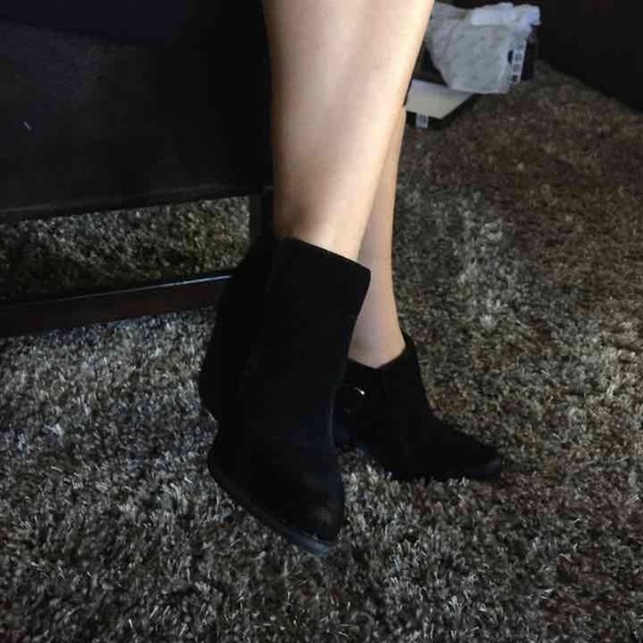 🔴SOLD🔴MI.im WOMEN BOOTIES - Picture 2 of 4