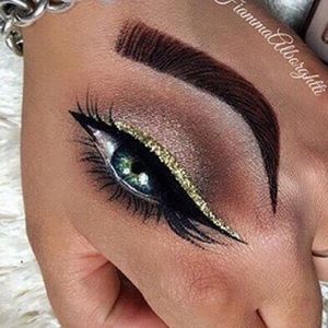 Meet your Posher, Eileen