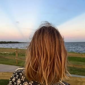 Meet your Posher, Constance