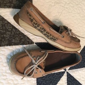 Leopard print sperry loafers. Size 7.5