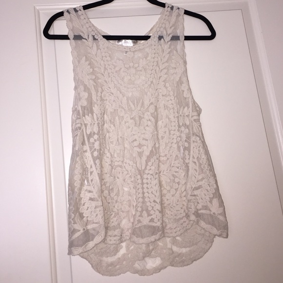 Lace shirt - Picture 2 of 3