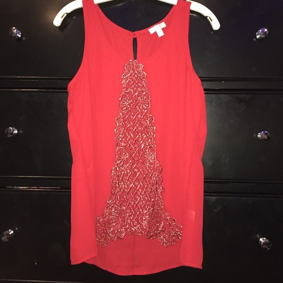Red Sleeveless Top