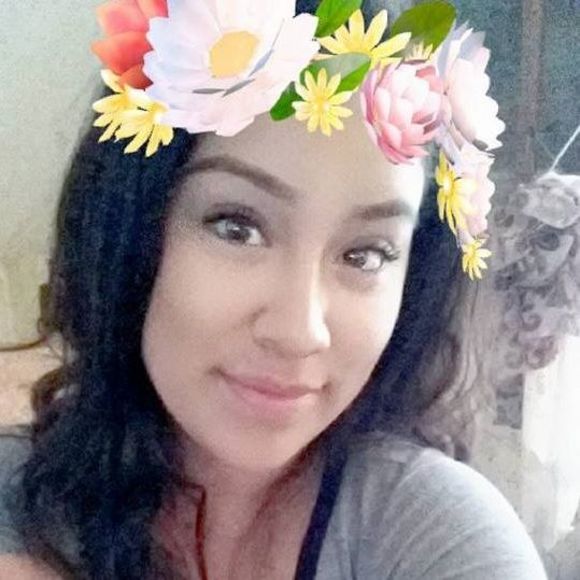 Meet your Posher, Yesenia - Picture 1 of 1