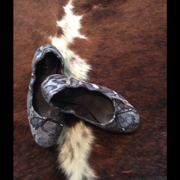 Loft ballerina flats