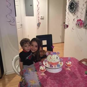 Meet your Posher, Veronica