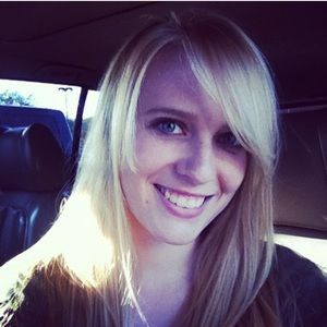 Meet your Posher, Avery