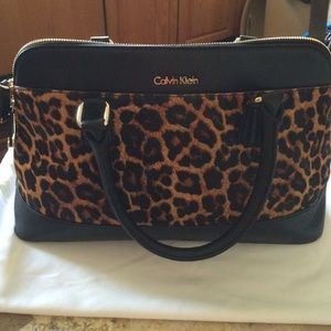 🎈TODAY ONLY Calvin Klein Leather Bag New