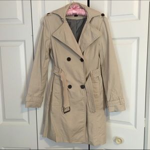 cream/tan trench coat