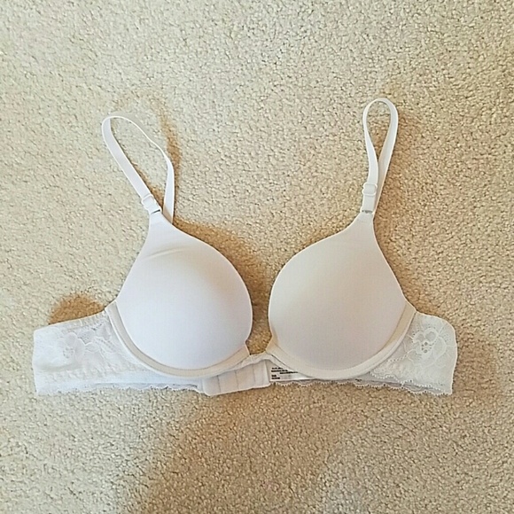 Assorted Bra Package Euc - image 3