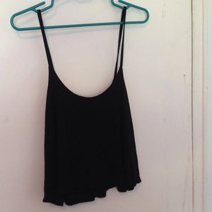 Simple plain swing black crop top