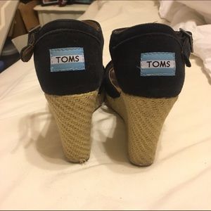 Toms black wedge sandals