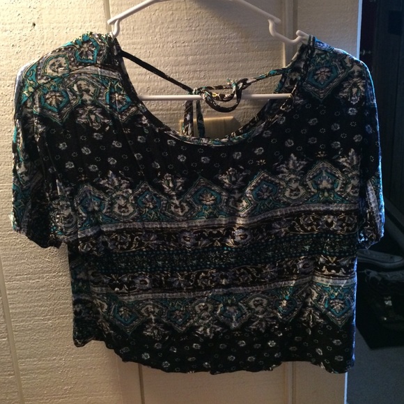 Patterned crop top