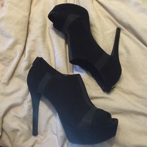 Jessica Simpson Black Booties